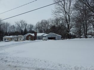 272 N Messner Rd, Akron, OH 44319