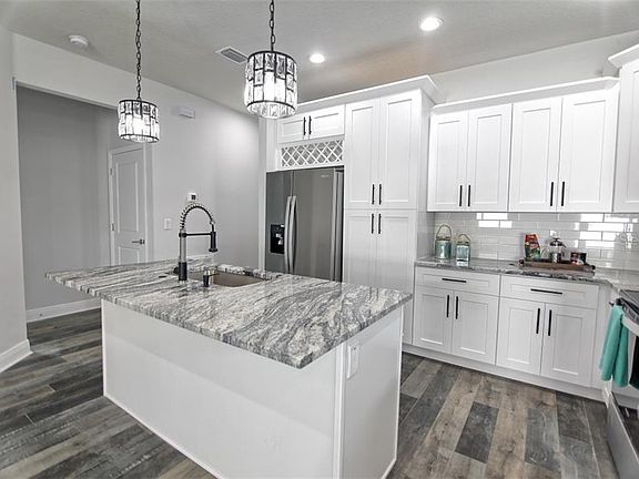 4th image of 1307 W Hamilton Ave