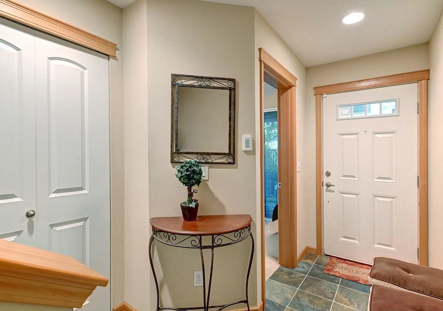 Immaculate Townhome with Private Patio! — Photo 4