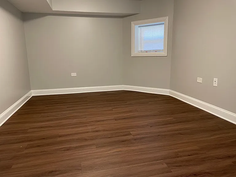 2428 N Avers Ave #1 — Photo 11