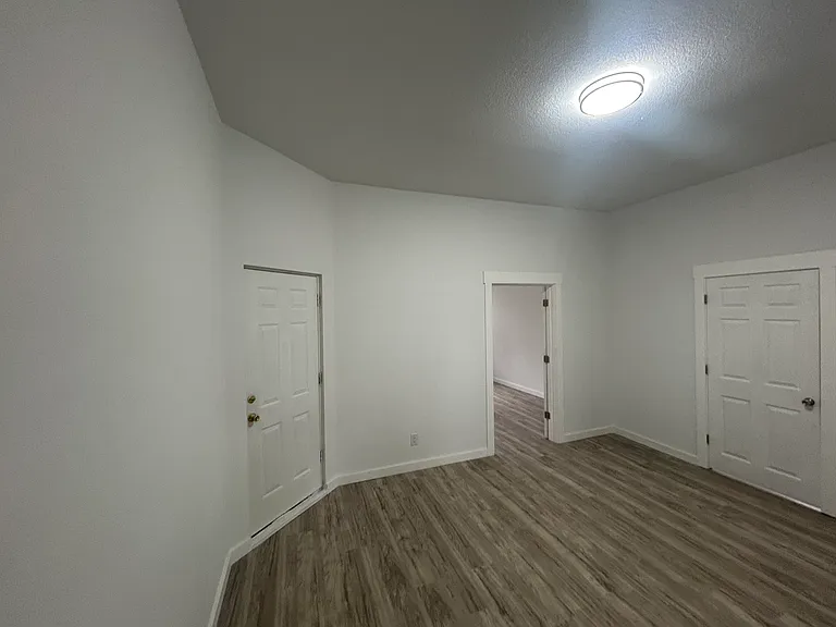 2400 N Sheridan Rd — Photo 7