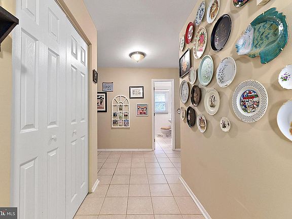 2nd image of 20 Rawlings Dr