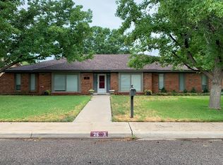 25 Royal Place Cir, Odessa, TX 79762