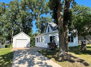 231 Pine St N, Sauk Centre, MN 56378