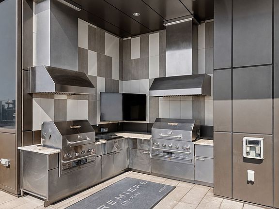 4th image of 1525 9th Ave APT 3005