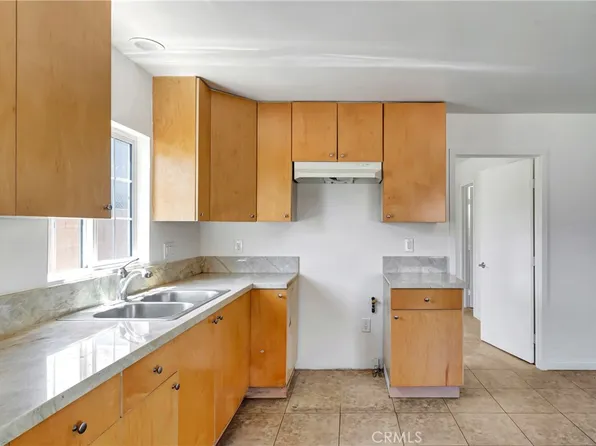 6827 Simpson Ave APT 1, North Hollywood, CA 91605