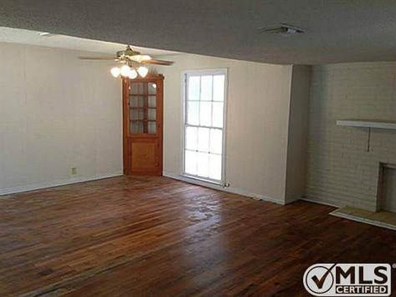 4th image of 252 E Evans Ave