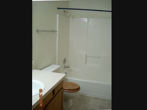 5th image of 10020 NE 72nd Cir