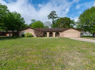 288 S Naquin Rd, Orange, TX 77630