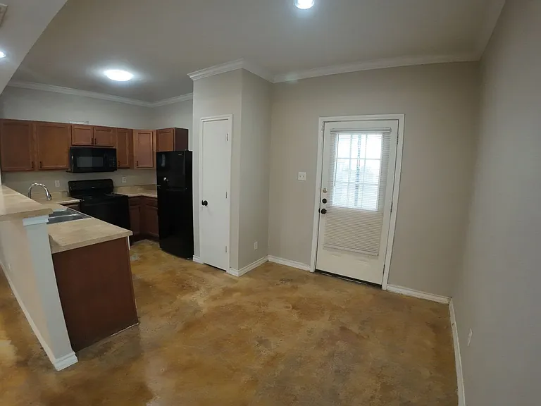 5010 Summit Wood — Photo 10