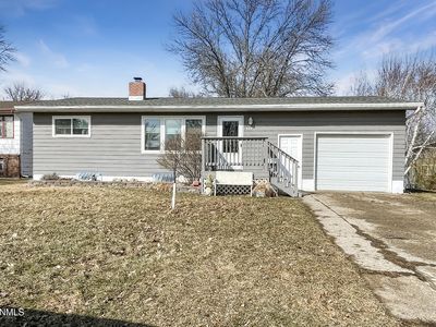537 4th St S, Carrington, ND, 58421