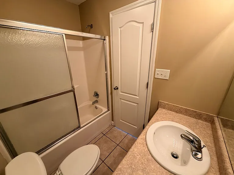 2705 Pineview Dr #A — Photo 17