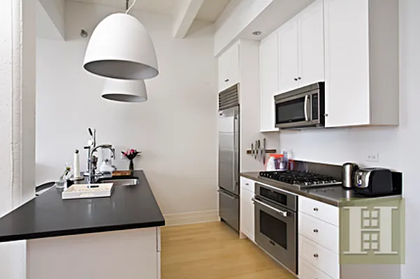 Rented by Halstead Real Estate | media 10