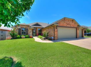 12604 NW 7th Ct, Yukon, OK 73099