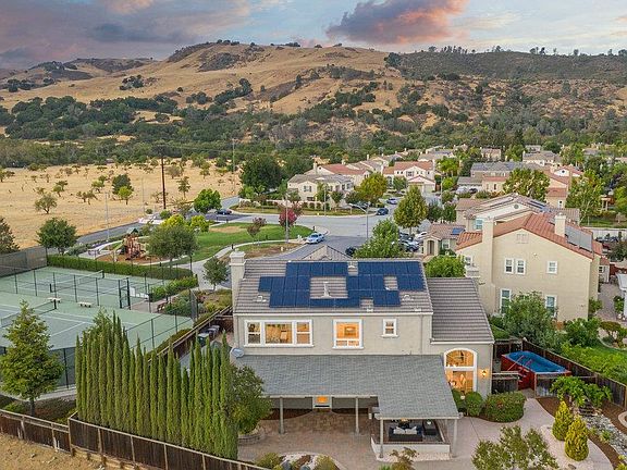 4th image of 1462 Miwok Pl