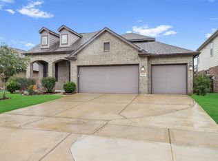 8406 Hunters Cliff Dr, Baytown, TX 77521