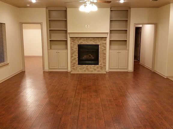 2nd image of 813 Avenue S