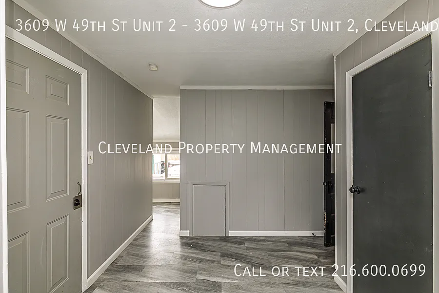 Updated West Side Cleveland Duplex — Photo 4