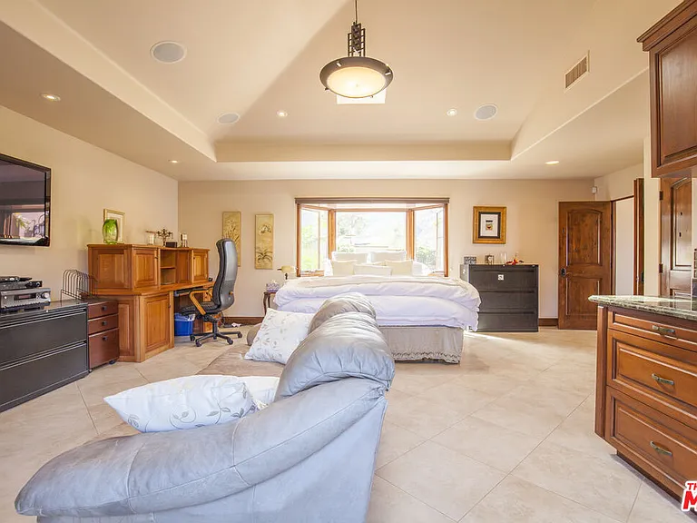 2624 Costebelle Dr — Photo 29