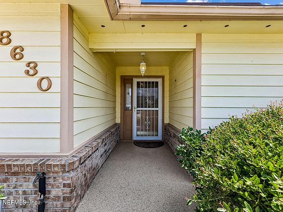 4th image of 8630 CHARLESGATE Circle N
