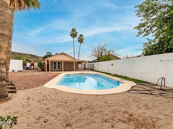 4th image of 22616 N 31ST Drive