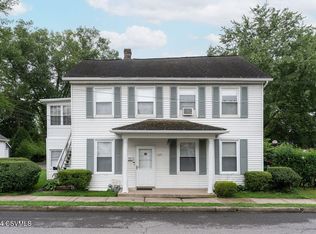 325-327 E Pine St, Selinsgrove, PA 17870