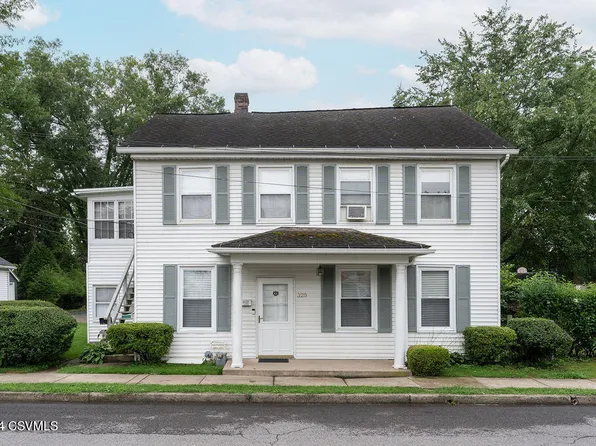 325-327 E Pine St, Selinsgrove, PA 17870
