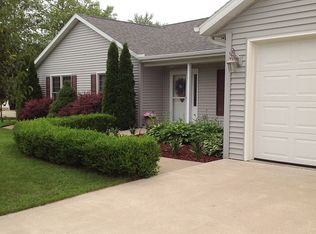 114 Rose Of Sharon, Jacksonville, IL 62650
