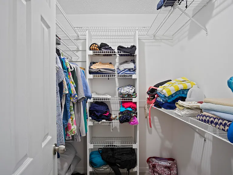 1360 SW Albatross Way — Photo 31