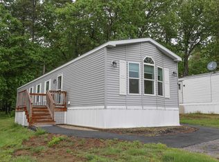 6 Otis Ln, Lee, NH 03861