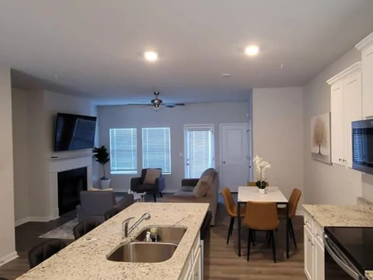 4333 Shaffer Ct — Photo 6