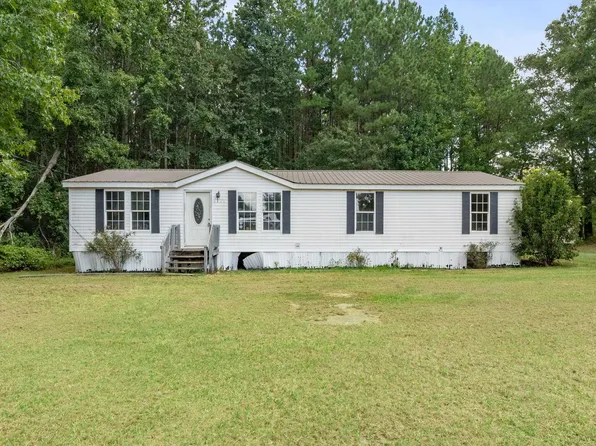 1834 Horrell Hill Rd, Hopkins, SC 29061