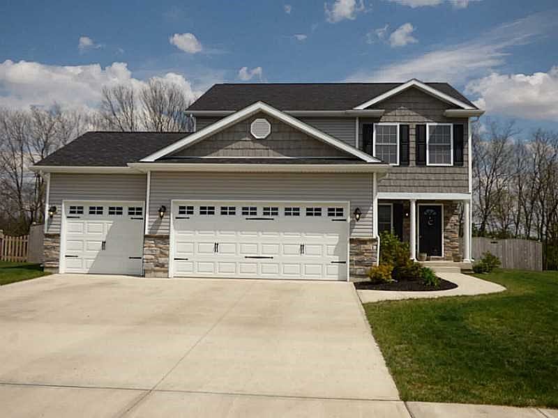 1st image of 723 Sherwood Dr