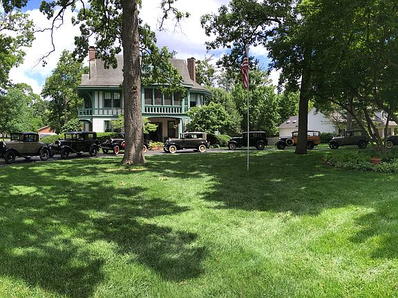 4th image of 503 E Monroe Ave