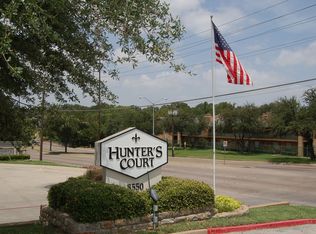 Hunters Court, Dallas, TX 75240