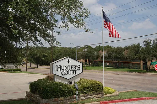 Hunters Court Photo 1