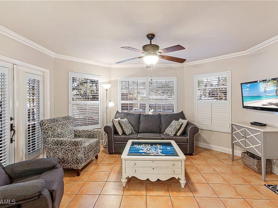 1st image of 4111 Gunnison Ct Unit 1212