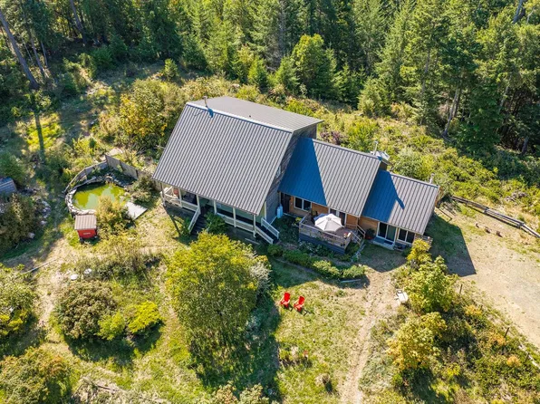 10225 Greenhill Rd, Comox Valley, BC V0R 1T0