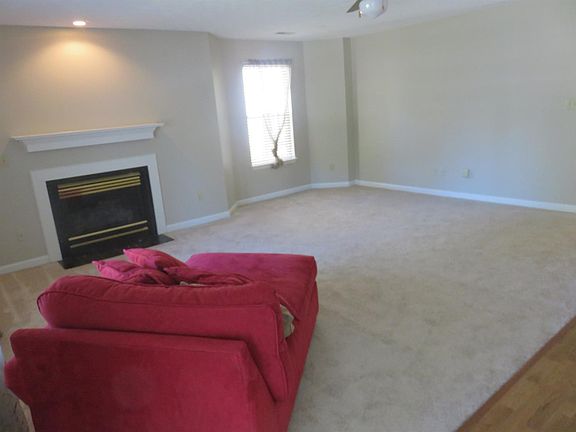 3rd image of 1072 Crimson Creek Dr