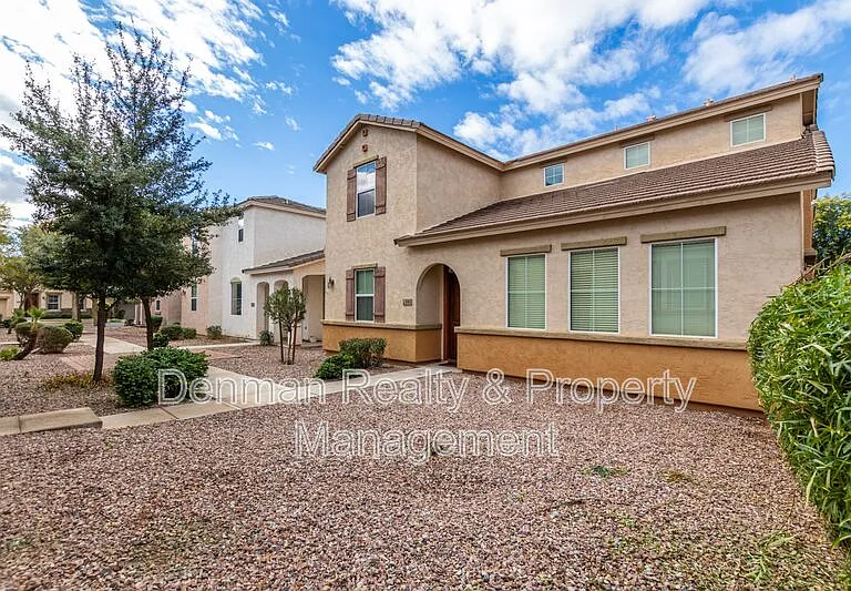 4262 E Carla Vista Dr — Photo 6
