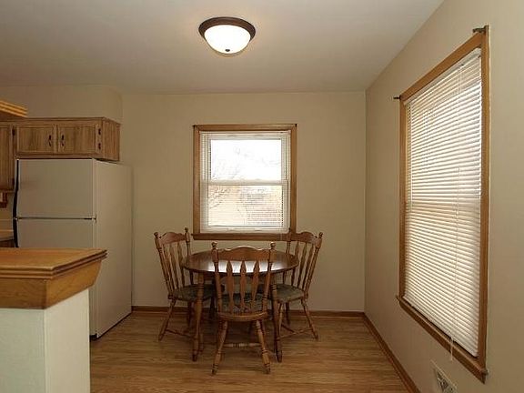 5th image of 10504 W Dakota St