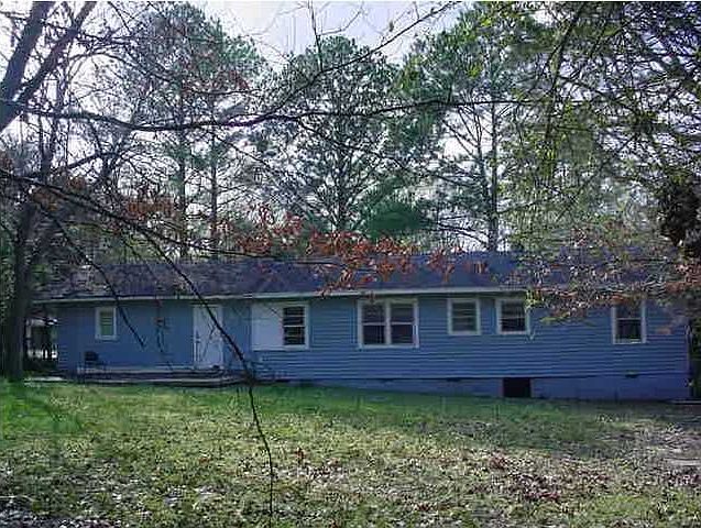 2nd image of 3352 Ridgeland Dr