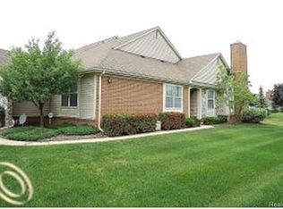 46416 Killarney Cir, Canton, MI 48188