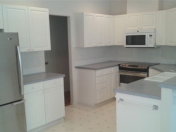 5th image of 6909 87th Avenue Ct SW