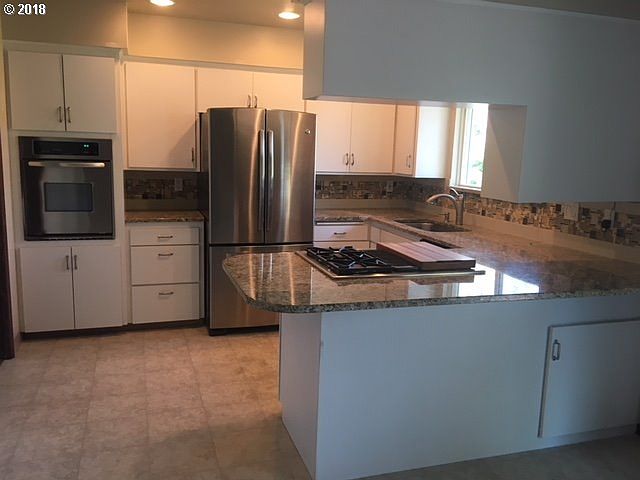 2nd image of 13525 NW Pettygrove St