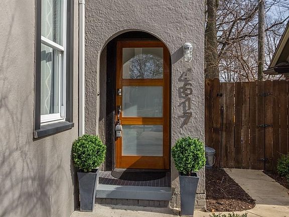 3rd image of 4617 N Park Ave