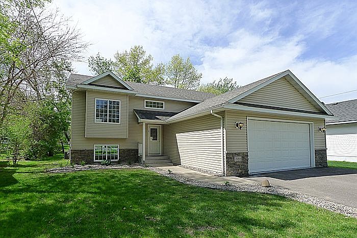 1st image of 2086 Cowern Pl E