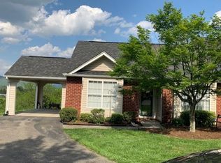 6956 Scotch Pine Ln, Roanoke, VA 24019