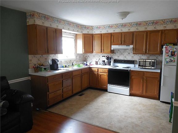 5th image of this home