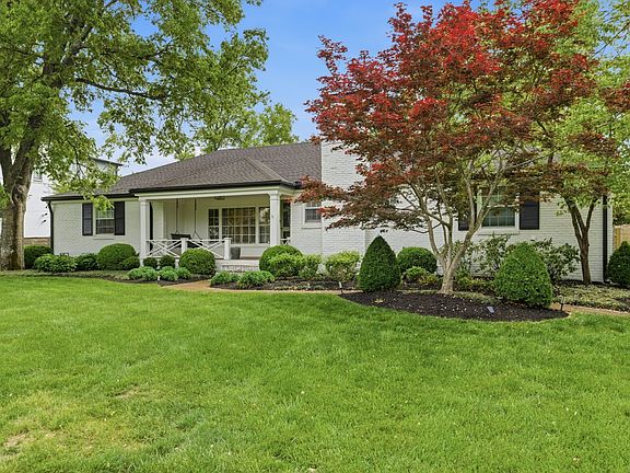 2nd image of 2833 Sugartree Rd